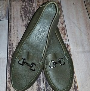 Sold ***Salvadore feergamo flats